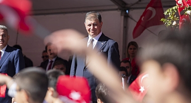 Başkan Tugay'dan 18 Mart mesajı: Tarihe sığmayan bir direnişin zaferi