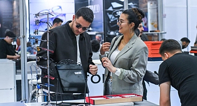 Görme sağlığının geleceği İzmir'de konuşuldu