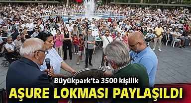Büyükpark'ta 3500 kişilik aşure lokması paylaşıldı