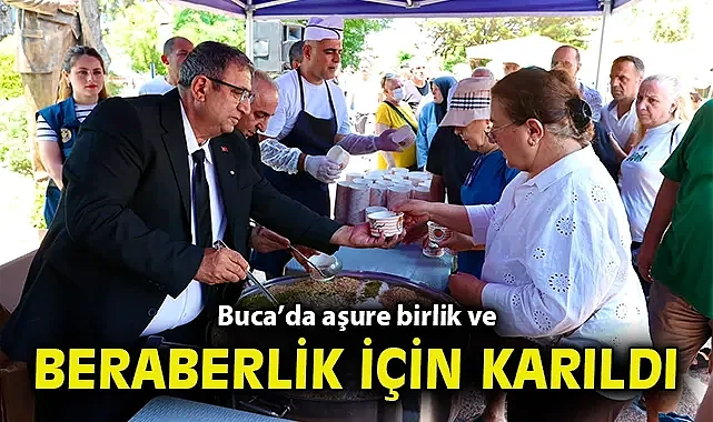Buca'da aşure birlik ve beraberlik için karıldı